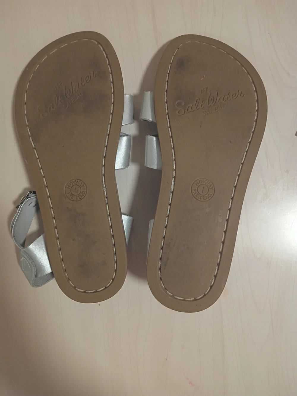 Girls The Saltwater Sandal Metallic Silver Strappy Sandals - Kids
